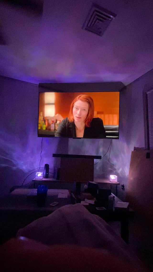 Best movie ever. Based on the 1997 Spanish film OPEN YOUR EYES. Cameron Crowe made a masterpiece of self discovery: VANILLA SKY. My favorite film, apart from Scream, The Exorcist, Texas Chainsaw Massacre, et al. An exploration of purpose and existence ✨
.
.
.
.
.
#tomcruise #cameroncrow #vanillasky #openyoureyes