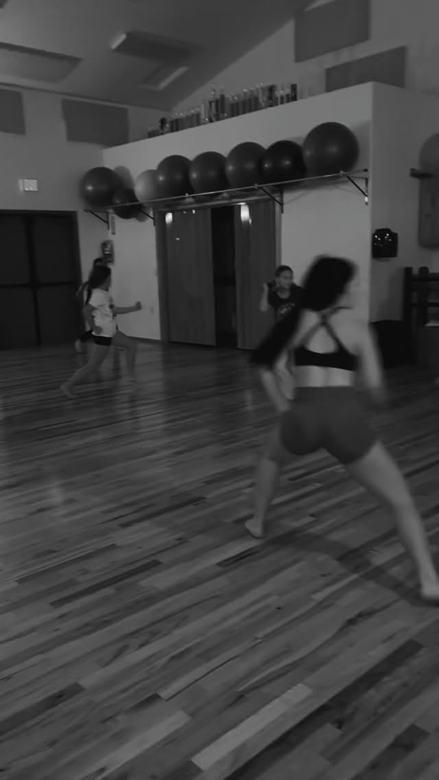 Improv days are magic. ✨
Every few months we spend an entire tech class creating, exploring, pushing, discovering — and every time our dancers leave us speechless.
Open hearts. Wild creativity. Pure passion. Bravo, dancers. You make us so proud. 🫶🏼
#dance #dancer #improv #contemporarydance #cadslife #creativeartsdancer #teacherbecomesthestudent #weloveourdancers #cadscompteam