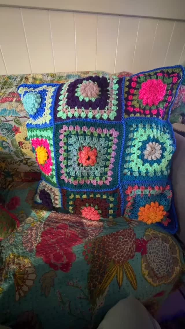 Granny square pillow pattern By Crazy Crochet Girl 🤗💕🧶https://www.amazon.com/s/?ie=UTF8&keywords=crochet+crazy+girl&index=aps&tag=hydsma-20&ref=pd_sl_9kta9n9gah_e&adgrpid=187513477418&hvpone=&hvptwo=&hvadid=779736227681&hvpos=&hvnetw=g&hvrand=8799058630805567208&hvqmt=e&hvdev=m&hvdvcmdl=&hvlocint=&hvlocphy=9032766&hvtargid=kwd-398808256514&hydadcr=11145_13815415_2077449&mcid=c5e4bc9d4caa342dadd3615f10e94dac&hvocijid=8799058630805567208–&hvexpln=0