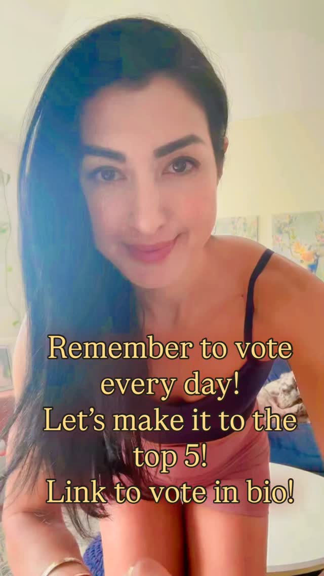 Yep! Rico bathing in the background; his way of supporting me! Thank you for your INCREDIBLE LOVE and SUPPORT! I wouldn’t be here without you! Link to vote in bio!
#acupuncturistsofinstagram #healing #adhd #selfcare #growthmindset #lakeoswego #servicetoothers #servantleadership #family #doodlesofinsta #australianlabradoodle