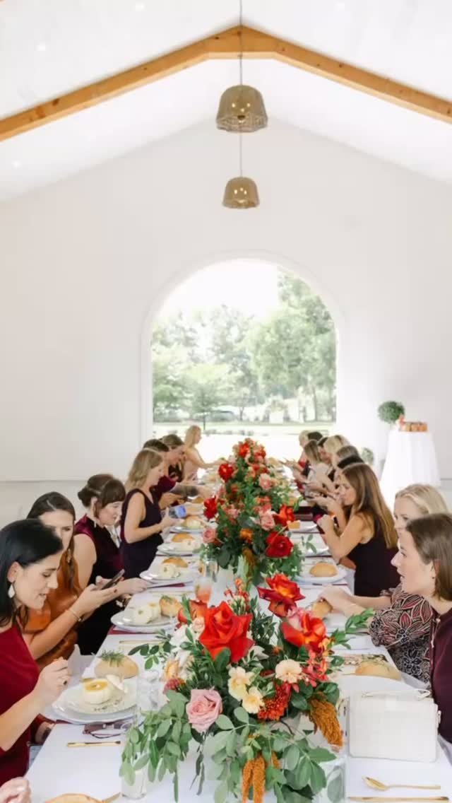 Repost from @thesocieteprivee
•
There are moments when simplicity speaks with astonishing eloquence. 🤍 Our morning together will be a serene pause, an atmosphere of quiet refinement, gathering esteemed wedding professionals who are poised to elevate their work to extraordinary new heights. ✨
Creative Partners:
Venue, Florals, & Food: @whitetrailclub
Host: @talieboylephoto
Photography: @maggiealvarezphotography
Luxury Wedding Network: @thesocieteprivee