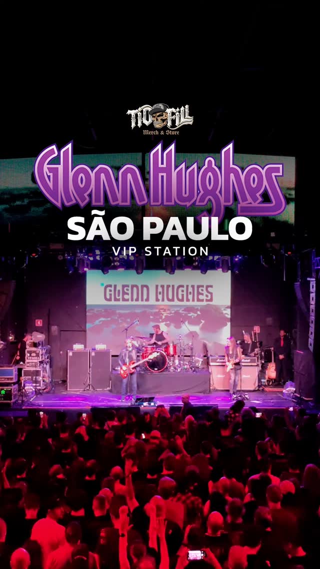 Mais uma noite com um espetáculo incrível do @glennhughesonline
Nesse último domingo, foi a vez de São Paulo ser impactada com a energia, potência e amor pelo Brasil de um dos maiores nomes do rock!
E no meio de um show memorável e histórico, é claro que o merch oficial feito pela Tio Fill também estava presente em peso!
Obrigado a todos que fizeram desse domingo um dia e uma noite inesquecíveis!
#glennhughes #tiofill #merch #merchandise