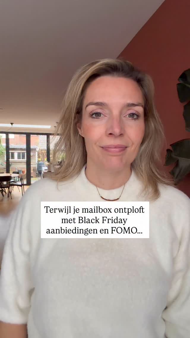 Back to Thanksgiving šš» Omdat ik zó dankbaar ben dat jij in mijn wereld bent heb ik iets voor je gemaakt.
Jouw aanwezigheid zorgt ervoor dat ik dit werk kan verspreiden. Dat we samen een vibe creĆ«ren waarin je je energie als je belangrijkste bezit behandelt. Waar vrouwen kiezen voor meer vertrouwen, meer voldoening en plezier š
Om je te bedanken geef ik je iets dat direct waarde toevoegt aan jouw dagelijks leven:
ā” De Energy Check-In: waarmee je jouw 3 grootste energie groeikansen voor 2026 ontdekt.
Een heerlijk reflectief moment om te zien:
ā Wat jouw 3 belangrijkste energiegevers zijn voor 2026
ā Waar je onbewust energie lekt
ā En waar je het meeste kunt winnen komend jaar.
Het grootste kado wat je kunt krijgen is dat je niet vanuit ruis kiest, maar vanuit helderheid.
š Hij is gratis.
š Direct te doen.
š En volgens de vrouwen die hem testten: zó eye opening.
Zie mijn bio. Laat me vooral weten wat je grootste inzicht was!
X Janneke
P.s. Save this als je hem later wil doen.
Of deel hem met iemand die je het gunt om te stralen van de energie ā¤ļøāš„