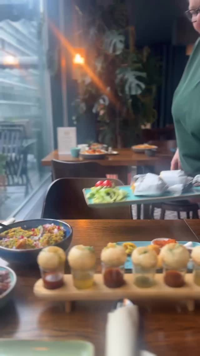 New dishes = new obsessions. 💥
If flavor had a fan club, our new menu would run it🤍