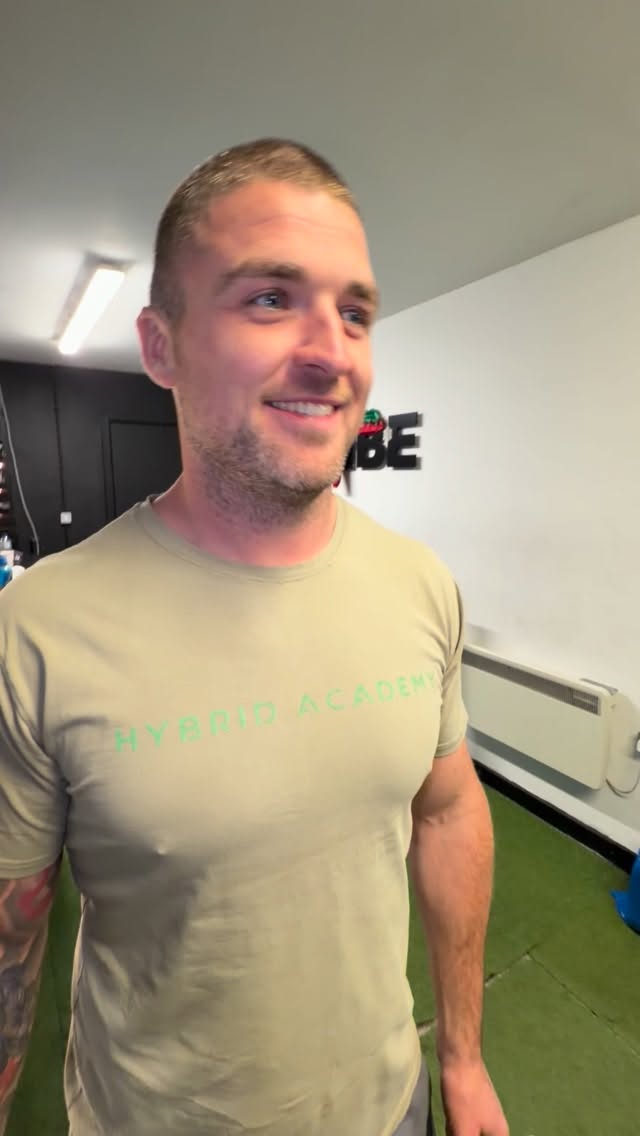 ✨WHAT WAS YOUR BEST ACHIEVEMENT OF 2025✨
Tonight we asked our 4pm and 5pm crews at CrossFit Santry… and the answers were class 👏
What stood out?
Not aesthetics.
Not weight on a scale.
But strength PBs, new skills, showing up consistently, and building confidence — the achievements that actually matter.
And the best part?
When members focus on strength, skill and attendance… the aesthetic goals usually follow naturally. That’s what makes the Tribe Gyms different 💪
Want achievements like these in 2026?
👉 Jump on a FREE trial before the year is up and see what you can do.
📍 CrossFit Santry , D09 X63C
🔗– link in bio to start.
#CrossFitSantry #CFDTribe #TheCoachingGyms