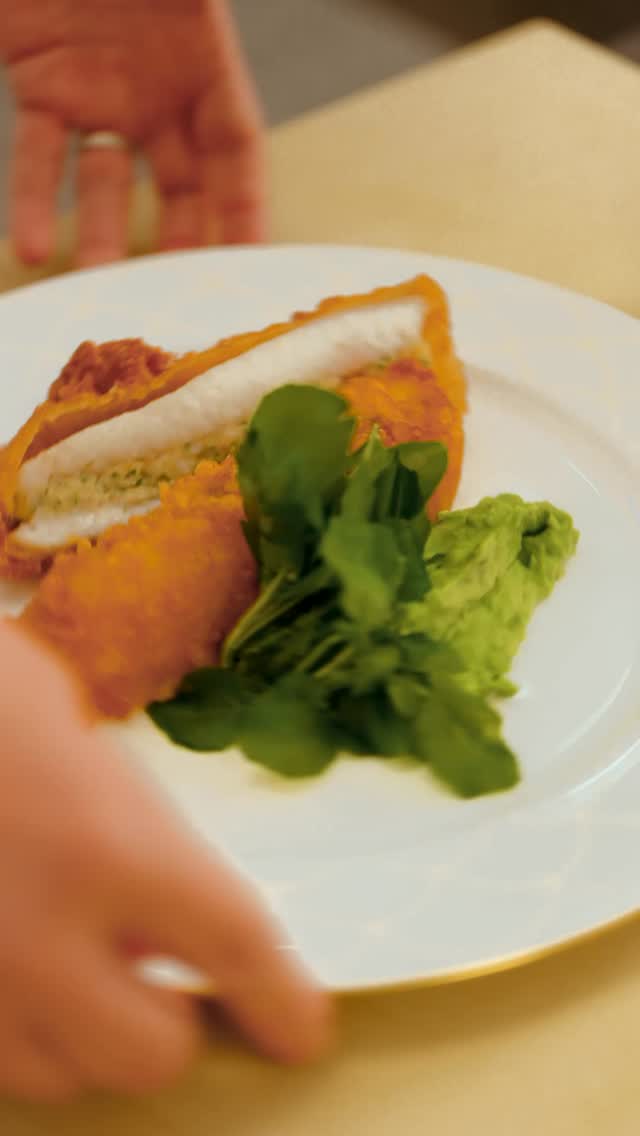 Here is one of the dishes we’ve been working hard on: "Fish and chips" — fillets of Dover sole filled with lobster mousse, minted mushy peas, and triple-cooked chips. We hope you’re going to love it ❤️
.
.
.
#Corenucopia #Chelsea #FishandChips #Fish #Chips #NewOpening #London #Restaurant #Chef #OnTheTable #ClareSmyth #Lobster #Peas #Chips #Mint #DoverSole #Luxury #Bistro @foodstorymedialtd