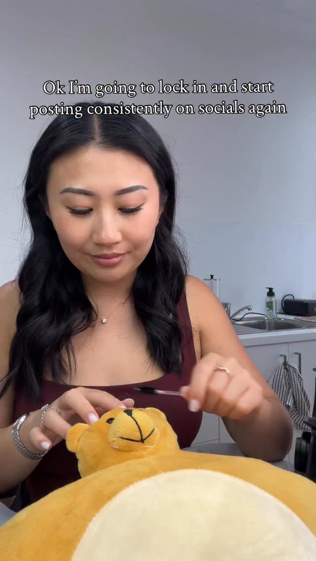 Despite my inconsistent posts and lack of activity on socials, I’m still working!! 😭🤣
From Jan 2026, I will have my availabilities up on my website again! To my regulars, don’t worry I will reach out to prebook your next appointments so you don’t miss out!! 😗