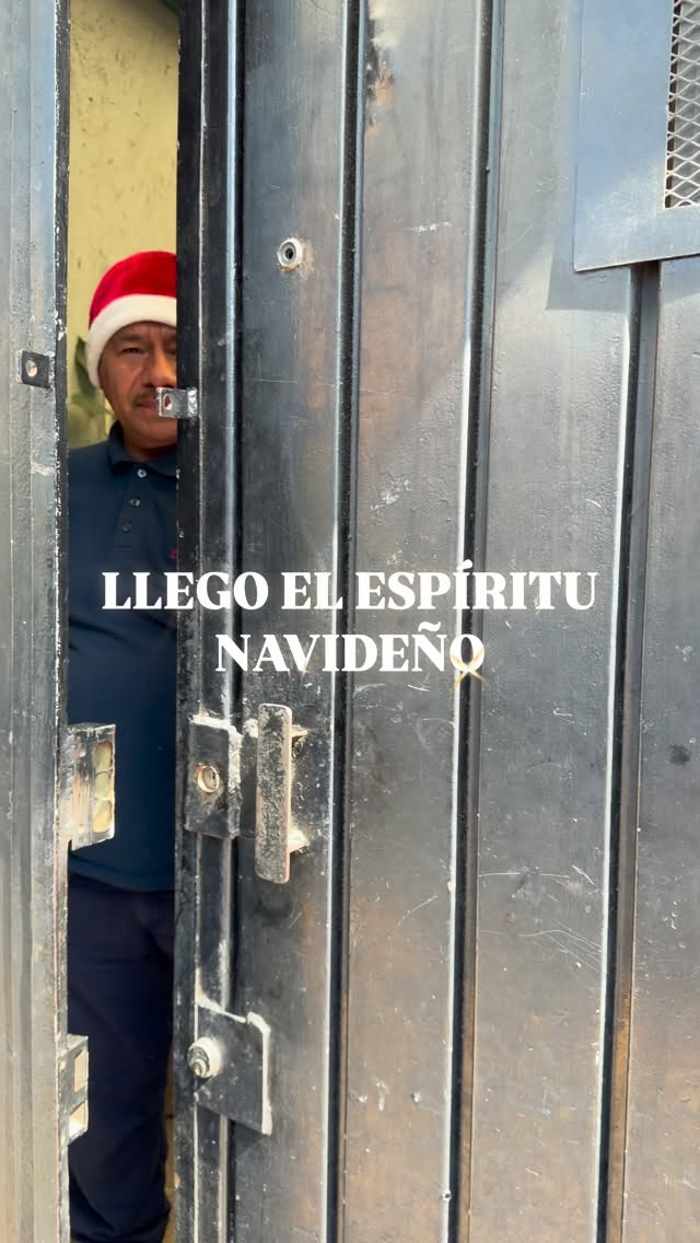 🎄 The last exhibits of the year… and the Christmas spirit is officially ON at SISTEXPO! 🎅✨ Our workshop is starting to feel a lot like the North Pole everyone working with joy, teamwork, and holiday energy. Just like little elves, our crew is giving their all to finish the final builds of the year with a smile.
Because at SISTEXPO, we don’t just close projects…
we close the year with heart, laughter, and Christmas magic. 🎁
#WeMakeItHappen #SISTEXPO #ChristmasSpirit #HolidaySeason #TradeShowLife #SantaElvesMode 🎄🛠️