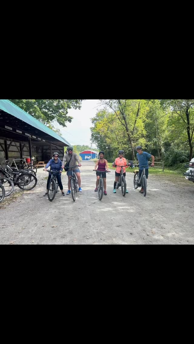 Expressing our heartfelt gratitude for an incredible 2025 season! THANK YOU to all our customers around the globe and right in our own community. #lamoillevalleyrailtrail #bikevermont #lvrt #vermont #railtrail #stowe #smuggs #bikelamoille #vttourism #thingstodoinvermont #railstotrails #ebiketours