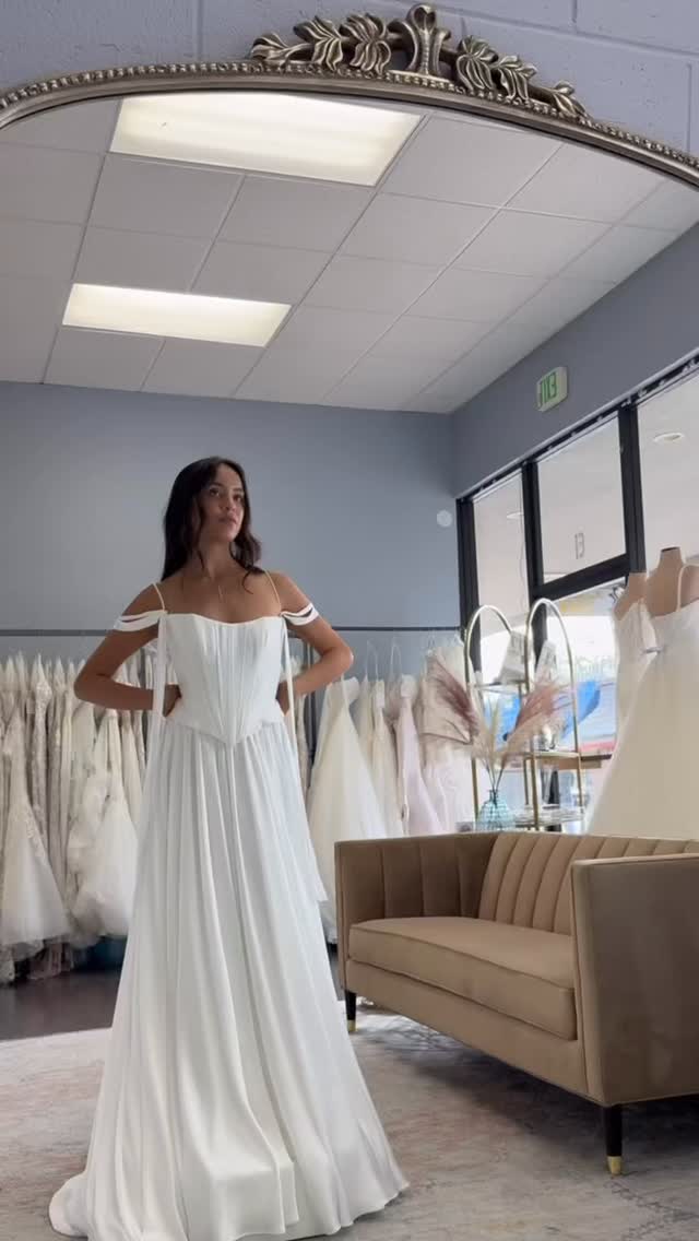 What dress can you not stop thinking about? 💭 For us, it’s the new Dilara dress from @allwhowander
#allwhowander #newinbridal #2026brides #destinationweddingdress #twopieceweddingdress