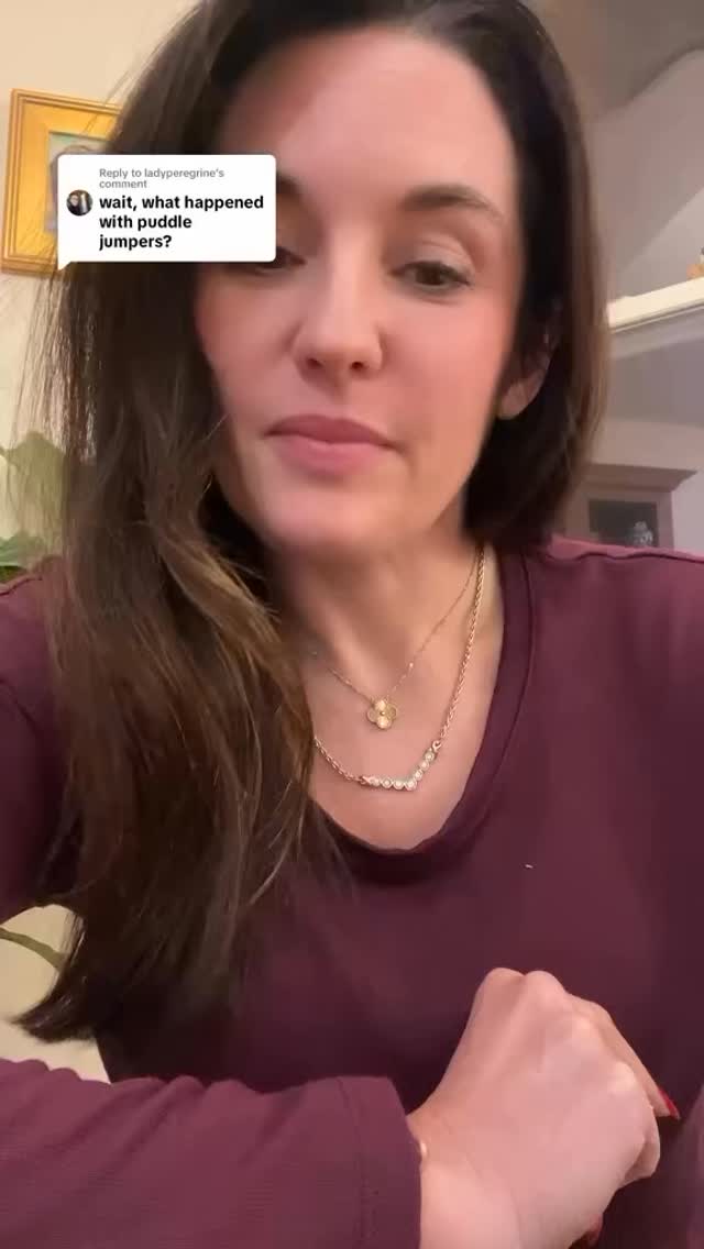 Repost from @heather.felton.md. Mahalo for spreading the word! 🗣️
🚫Say no to Puddle Jumpers!🚫
Puddle jumpers and other floatations devices do two things:
1️⃣ Reinforce a vertical posture: This means if a child falls in without the floatation device then they will repeat this vertical posture, which is essentially the drowning position.
2️⃣ Gives children a false sense of security: Young children cannot distinguish that the puddle jumper makes them float and they cannot stay afloat without it. Therefore, they are likely to jump in without it, and are at a higher risk of drowning.
💦What do we recommend? Layers of protection for Water Safety! 💦
•Adult Supervision: Close, constant, and capable
•Barriers: pool fences & door alarms
•USCG approved lifejackets: When around water but not planning on swimming. For example fishing & boating. They should not be used for learning how to swim or free swim.
•Survival Swim Lessons: when all other layers of protection fail, your child has their own line of defense.
•CPR: As a last line of defense!
For statics and more info on Water Safety check out www.watersafety.org. Mahalo! 💛🩵
#WaterSafety #WaterSafetyHawaii #SwimLessons #Swimming #ChildSafety #InjuryPrevention #DrowningPrevention #Honolulu #Oahu #Hawaii