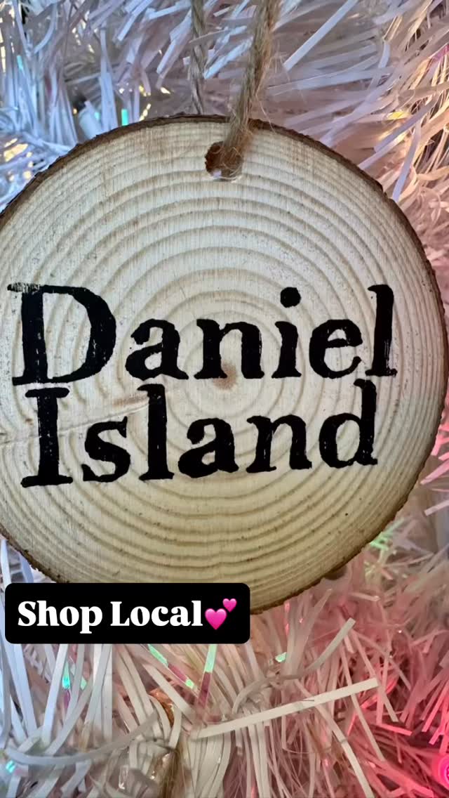 💕Support Local Small Businesses this holiday season!
🎄🎄🎄🎄🎄🎄🎄🎄🎄🎄🎄🎄🎄🎄🎄🎄