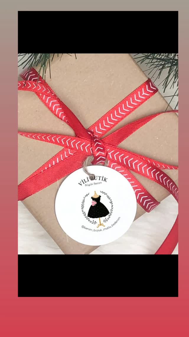 Canım Vildanım butik açarsa biz de tasarımlarım en güzelini ona yaparız.
Hayırlı olsun Vildancığım♥️ @benim_buyuk_mutlu_bedenim
#logodesign#graphicdesign #labeldesign