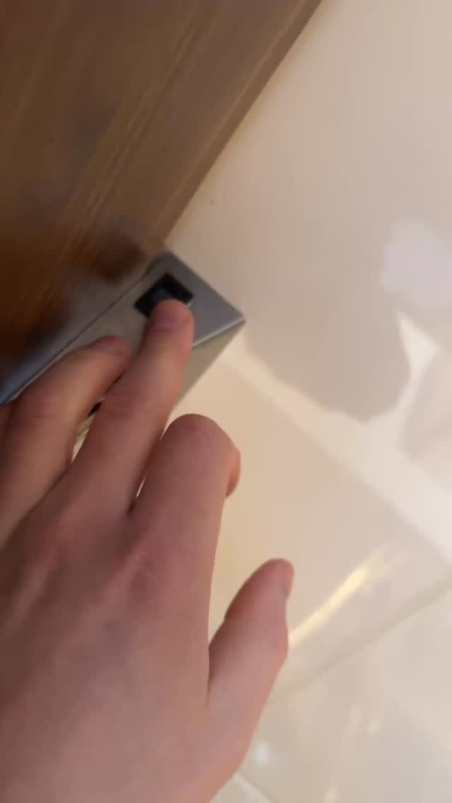 DIE LETZTEN KONZERTE DIESES JAHR:
Mit Kaffeeunfall. Ich freu mich auf euch und auf:
@rahelnbeck in der @imaginebarfl
@jan.eichwald in der @friedenskircheweiche
@dieandersons.de im @deutscheshausflensburg 😍😍
Merry Christmas! #eventsflensburg #flensburg #events #livemusik #theoklattenhoff #singersongwriter #flensburgliebtdich