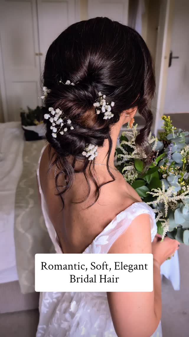 ✨ Soft, Romantic Updo for the Elegant Bride ✨
This delicate updo perfectly complements any bridal look, offering a timeless elegance for your special day. 💍💖
Brides-to-be, what’s your dream hairstyle for walking down the aisle? Share your vision with me in the comments! ⬇️
#LuxuryBridal #BridalHair #RomanticUpdo #BridalInspo #WeddingHair