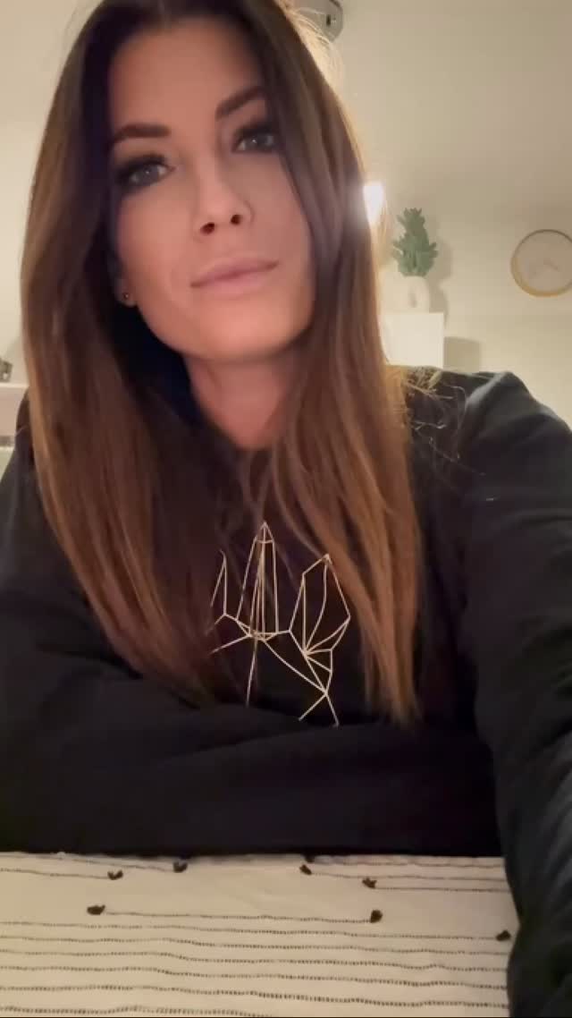 #chirstmasiscoming #fashionbeautyszepsegszalon