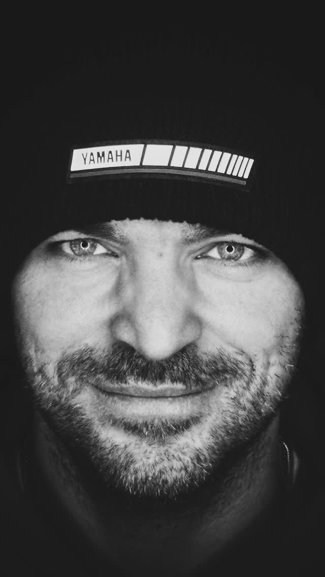 Thx to @topspeedgoldbach und @yamahamotorde für eine tolle Motorradsaison 2025 🙏
Danke an die vielen Schülerinnen und Schüler welche uns ihr Vertrauen geschenkt haben! Was gibt es schöneres als die Freiheit auf zwei Rädern zu erleben?!
2026 starten wir wieder gemeinsam mit Euch durch 🚀
#fahrschulemitstyle #azubilife #fahrschulelife #premiumfahrschule #realdrivingskills #fahrschulebieber #führerscheintipps #fahrschulcontent #realfahrschule #fahrschuleaschaffenburg #fahrschule #aschaffenburg #goldbach #waldaschaff #führerschein #motorrad #roller #auto #b197 #autoführerschein #motorradführerschein #rollerführerschein #anhängerführerschein #premiumfahrschule #hösbach #b96 #bestefahrschule #lieberzubieber #trend #b196