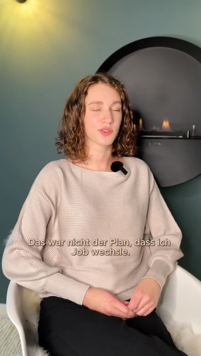 Nicht gesucht - aber gefunden 😍 !
Das ist die ganz persönliche Geschichte von unserer Mitarbeiterin Lea. 🥰
Wir freuen uns sehr, dass Lea unser Team so gut unterstützt und immer wieder neue Ideen liefert, die unsere Arbeit stetig verbessert und Abläufe vereinfacht.
Vielen Dank, dass du uns deine Zeit schenkst und bei uns im Team bist. 🫶🏻 🥹 ❣️
#mitarbeiter #lockenelite #interview #realtalk #behindthescenes #team
