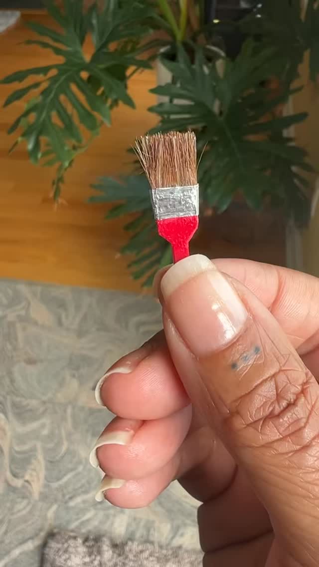 When they ask, I tell em I make things.
#miniature #mini #dollhouse #dollhouseminiatures #artist