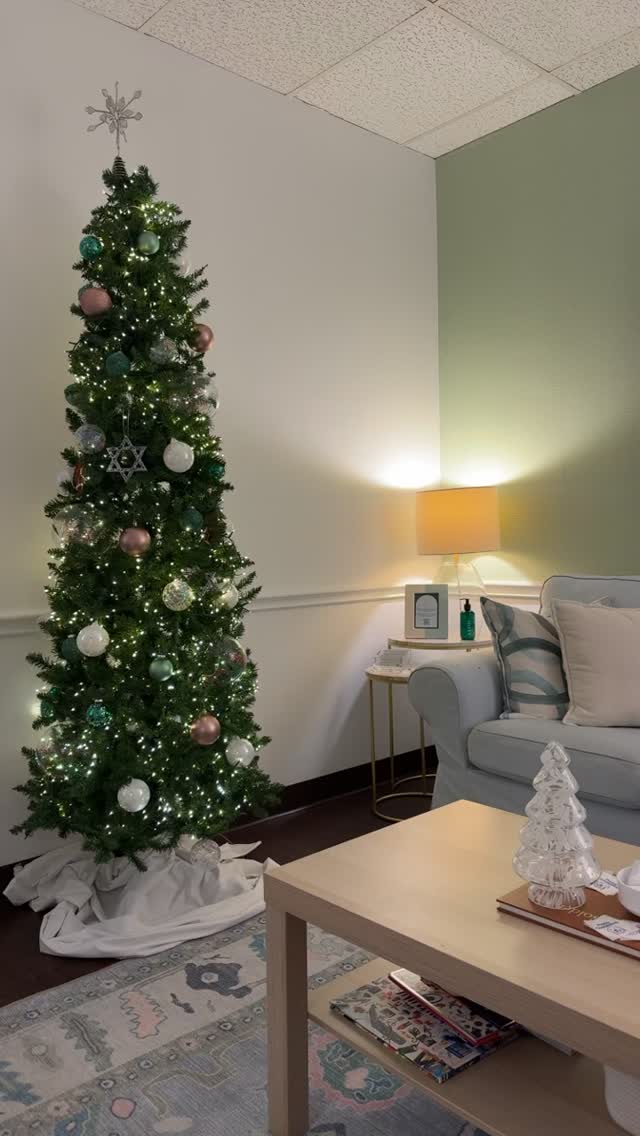 The holidays have arrived at Poppy Counseling! #poppycounseling #dallastherapist #childtherapy
