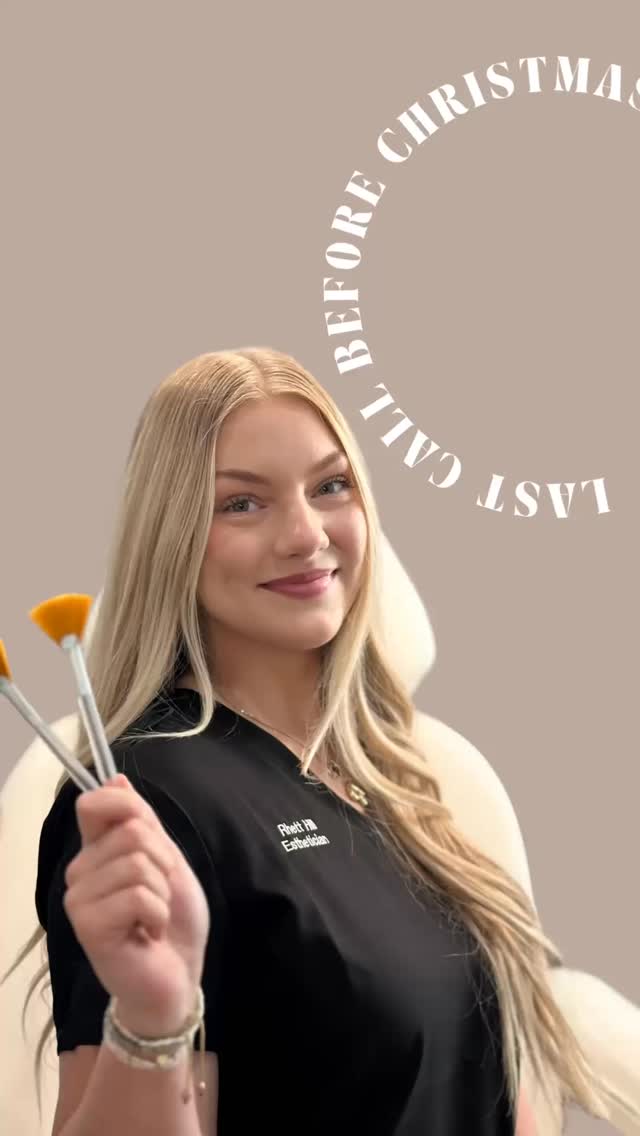 Last call to glow before Christmas!🎄✨🎅🏻 @revive.with.rhett has limited availability left this week, call to book now!
5302 114th St. | 806-401-0460
www.genesismedspatx.com
#lubbock #texastech #esthetician #zoskinhealth #hydrafacial #facial