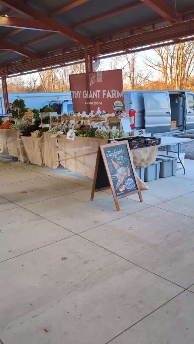 It's #Thanksgiving Market and we've still got it! Come get your organic greens, roots and tomatoes!