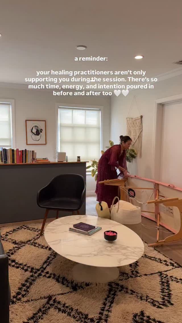 My Reiki + Energy Reading sessions may be 75 minutes, but so much intention and care flow into the experience long before you arrive and long after you leave. And I wouldn’t have it any other way 🤍
For every healing session, I:
- Arrive early to cleanse and set up the space
- Spend about 30 minutes tuning into your energy and putting together a personalized energy reading for you
- 75-minute healing
- Take time afterward to send a thoughtful follow-up email including your energy reading report (4 pages of personalized notes)
Working with a practitioner extends far beyond the time in session. Each space is prepared and held with so much intention, care, and thoughtfulness… I hope you can feel it too 🤍
If you’re curious about experiencing a Reiki + Energy Reading session, whether in person in Santa Monica or remotely, you can check availability and details on my website: www.stayandvibe.org
HAEppy healing!
Wearing the beautiful @cleobella dress 🤎
.
.
.
.
.
.
.
#healers #wellnesspractitioners #reiki #energyhealing #wellness #santamonica #westlosangeles #holistictherapist #reset #reikiteacher #sacredspace #mindbodyspirit