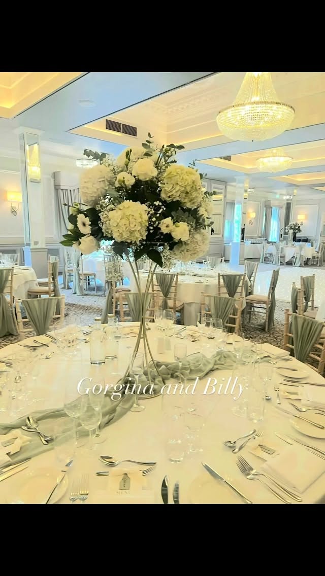 Congratulations to Gorgina and Billy on their special day back in September at Down Hall #essexweddingsupplier #essexweddingflorist #essexweddingflowers #bridestobeinessex #essexweddingdecor #essexweddingvenue #designerflowersessex #downhallweddings #downhall #down_hall_weddings #downhallweddingflorist #downhallweddingvenue