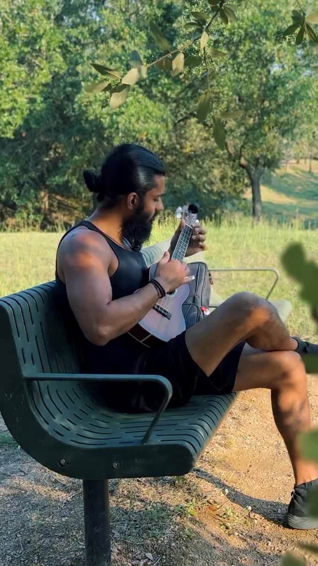 This is a short clip of a little tune that I have written called “Levi”. The ukelele is such a fun and portable instrument. I have written some lovely tunes with the ukelele that I will share with you guys too. Check out the full video on YouTube.
•
#hyphenthazhath #onemanband #multiinstrumentalist #ukelele #music #original #tune #live #atthepark #inthesun #birdsandthebees #houston #texas