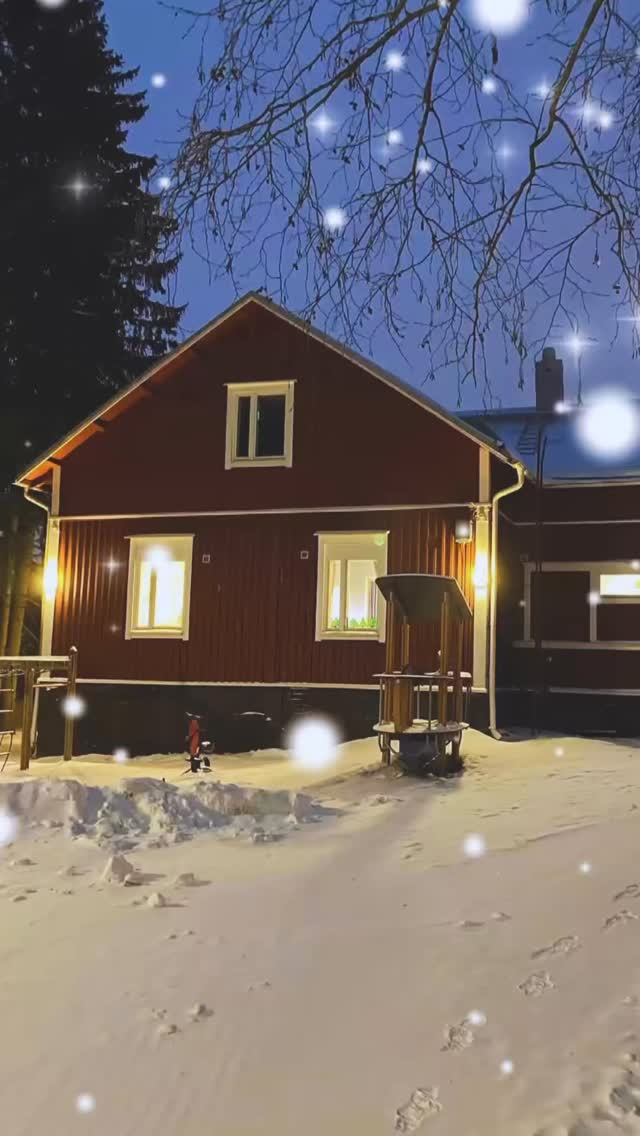 🎄Tulevana sunnuntaina (23.11.) Pikkulukkarissa pääsee joulutunnelmaan 🎄
Lapsille tarjolla paljon mukavaa ohjelmaa ja lisäksi herkkuja kahviossa sisällä ja ulkona 😊
Tapahtuma järjestetään leikkikoululla osoitteessa Lukkarintie 4, Tuusula.
Lämpimästi tervetuloa❣️🎅🏼
#pikkulukkari #montessoripäiväkoti #montessori #tuusula #tuusulanjoulupolku #joulupolku #lapset #lastentapahtuma #tuusula #joulutapahtuma