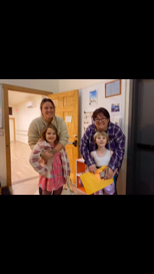 Huge shoutout to all the amazing dance parents out there! Your support means the world to us. From driving to practices to cheering from the audience, you make it all possible. We’re so grateful for your dedication and belief in your dancers! ❤️
#cadsfamily #danceparents #grateful #dancestudiolife #thankyou