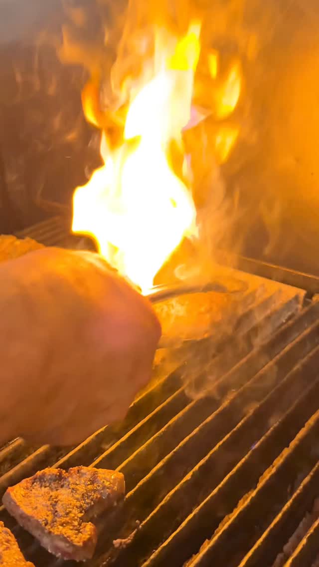 Looking for a go-to spot in Glendora? Clubhouse 66 on Route 66 serves great food, refreshing drinks, and a fun, easy vibe. Perfect for dinner, drinks with friends, or casual celebrations. Come by and see why it’s a local favorite. 🍔🍹✨
#Clubhouse66 #GlendoraEats #Route66Glendora #GlendoraBars #SoCalEats