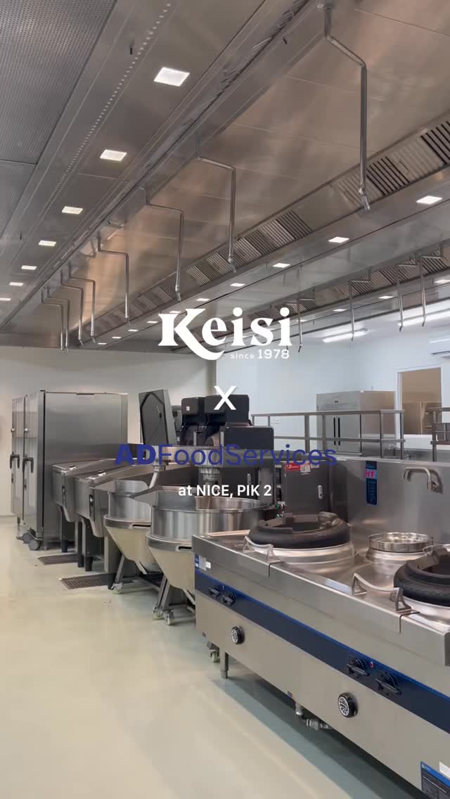 Large-scale kitchens demand more than just equipment. They require intelligent design.
From workflow planning to equipment placement, a well-executed kitchen layout ensures smooth movement, faster service, and consistent output even at peak capacity.
At Keisi, commercial kitchen solutions are built around real operational needs, helping high-volume kitchens stay organized, efficient, and ready to serve thousands every day.
Because scale only works when every detail is designed with purpose.
Explore how Keisi delivers end-to-end commercial kitchen solutions.
#KeisiIndonesia #CommercialKitchenSolutions #KitchenDesign #LargeScaleKitchen #HorecaIndonesia