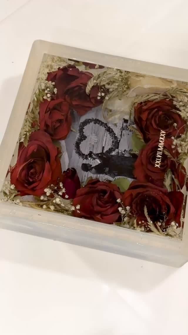 Demould a block w me 💌
What do you think? 👀
Want to connect? We take last minute preservation orders too. If you need something, reach out.
• Visit our Website for Price Guide- Link in the Bio! 🌐
• Email us at harsheen@studiomuse.ca 📧
• Call us! 📲 236-975-6998
#asmr #satisfying #demoulding #demolding #vancouverbride #vancouverweddings #2026wedding #weddingbouquetpreservation #weddingflowerideas #weddingkeepsake