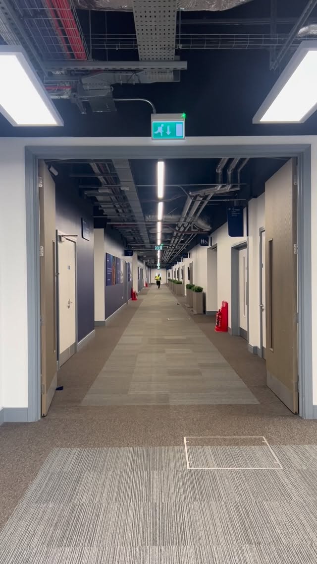 Build-up day energy ✨
Sleep-deprived and slightly delirious, the team are showing off our Show Day Signs.
Which one do you relate to - and which one are you picking for the weekend? 👀
#thegemandmineralshow #rockhound #gemshow