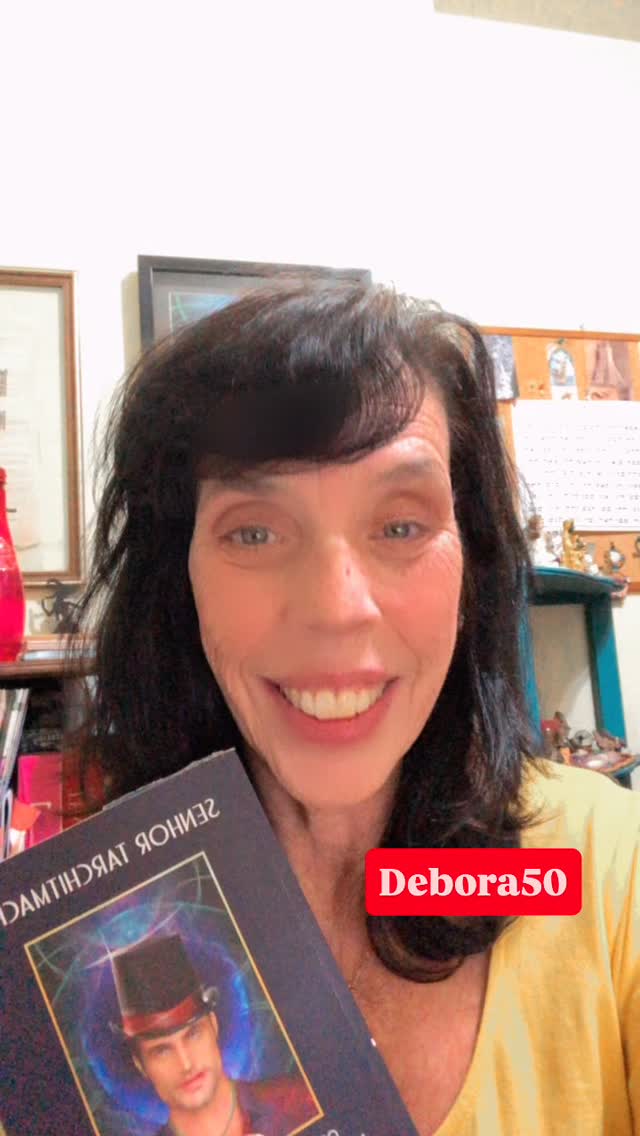 Você não pode perder essa promoção de black Friday da @editoralunae, 50 % de desconto em todos os Livros da editora.
#senhortarchitmache #editoralunae #dehjazzini #autoconhecimento #oráculo