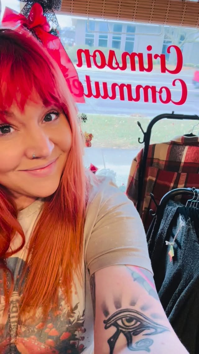 #blackfridaydeals #crystals #reiki #clothingsales #tarot