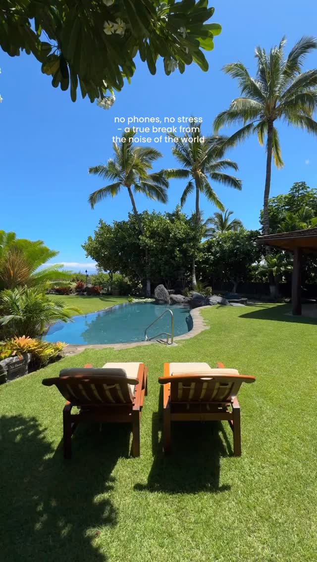 Thankful for the Serene Pakui Pua Estate that allows the world to melt away, and the chance to live moment to moment in a complete state of relaxation. Reserve your stay for between now and December 20th for 20% off the nightly rates.
www.KemaKama.com
3 BD | 3 BA | 6 Guests
Enjoy 3 golf carts to cruise around the resort on, flexible check in/check out times, complimentary airport transfers, a wellness gift upon arrival and a robust concierge program to help craft your perfect stay.