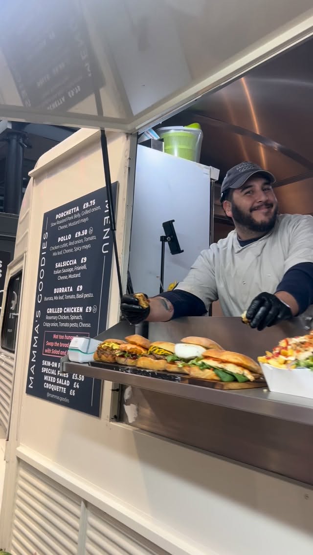 Spitalfields’ most addictive bite 🤌
Visit us in Spitalfields Market and grab the bite you simply can’t resist 🤭
Find us at Spitalfields Market or order online, you crave Mamma’s goodness 😉
#MammasGoodies #SpitalfieldsMarket #ItalianStreetFood #PaniniLove #LondonEats #FoodieLondon #OrderOnline