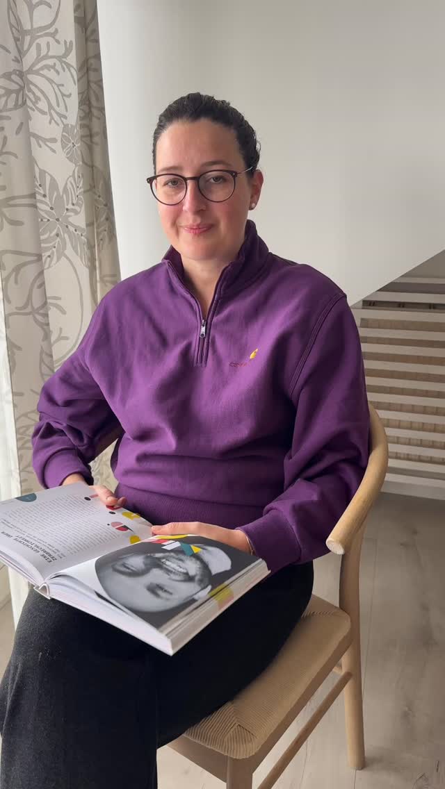 Heute ist #welttagdesbuches und deshalb gibt es von uns eine kleine Kostprobe aus unserem Buch „Insights“.
.
@straubin @alexanderschmirl @monikakarsch @doreen_vennekamp @ninachristen_official - Wie wäre es mit einer Kostprobe von eurer Geschichte?
.
#sportshooting #mentaltraining #mentalhealth #buch #insights #trainingsbuddy #kostprobe #airrifle #airpistol