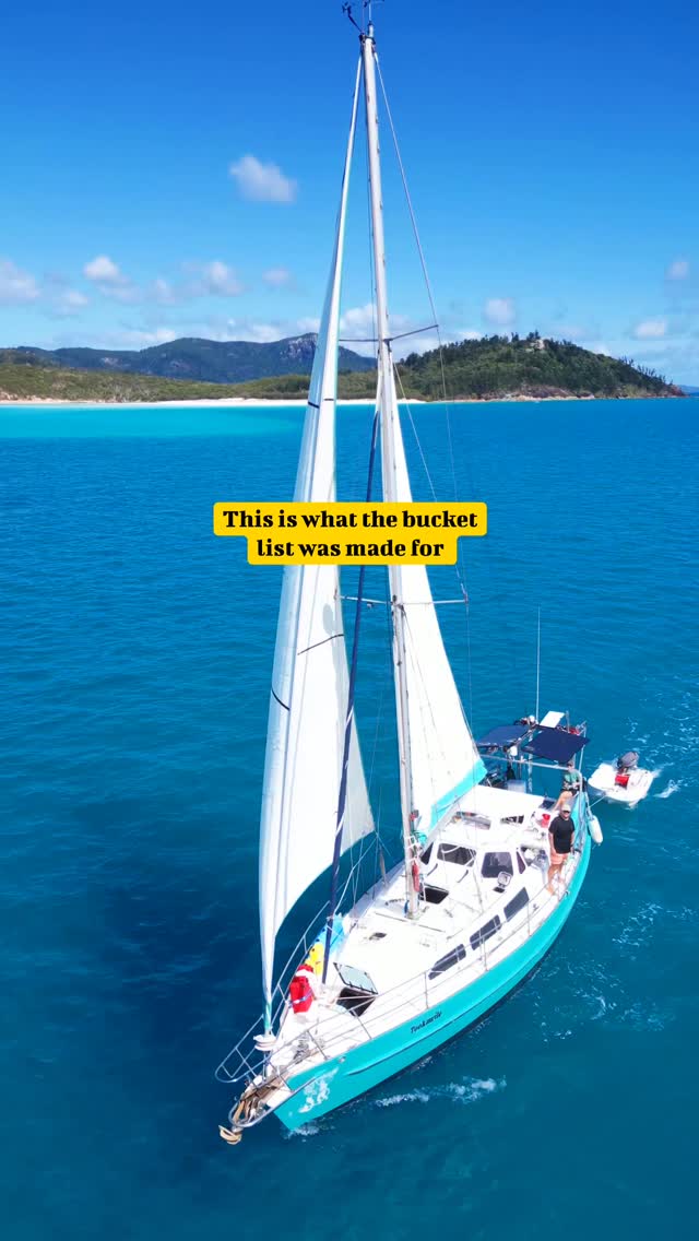 ⛵️ After living on our sailboat for almost two years, we finally have made it to the Whitsundays and sailed to Whitehaven Beach, along the way getting the drone up for some epic footage sailing past the iconic Hill Inlet! We are loving sailing the Whitsundays, there’s always a cosy bay to anchor in no matter what the wind direction, and so many islands to explore. Definitely going to be here for a while this time around.
This was also the first time flying the drone while sailing and it was pretty tricky trying to land on the tiny moving boat while dodging sails and stays, but absolutely worth it!!
📸 @djiglobal Magic Mini 3 Drone
#Sailing #SailingWhitsundays #sailingaustralia