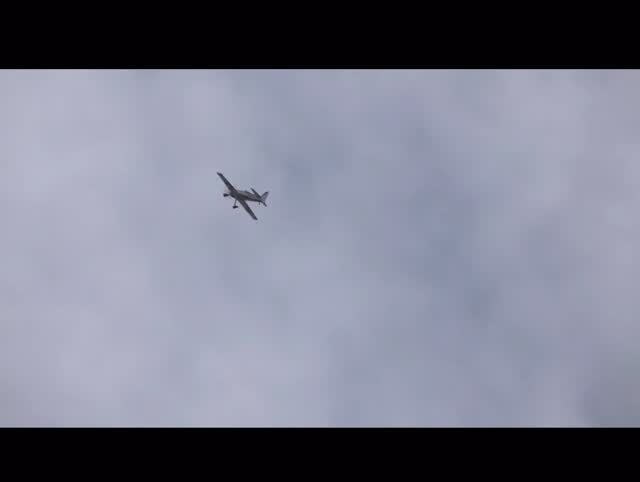 Les pilotes de l’AVA à Blois….
Les élèves de l’académie de voltige étaient présents à Blois. Une semaine consacrée au perfectionnement de leur pilotage.
Petit extrait de l’entraînement de Sophie- Charlotte François, Voltigeuse AVA et pilote de ligne , coachée par notre vice champion du monde par équipe ,Alexandre Leboulanger.
.
.
.
.
.
.
.
.
#voltigeaerienne#vol#cap10#cap232#cap#cap532#aerobatics#aerobaticpilot#airfrance#pilot#extra330sc#pilotlifestyle#pilotlicence#privatepilot#fcl#aerobaticshow#redbullairrace#redbullairforce#flight#flightinstructor#airshows