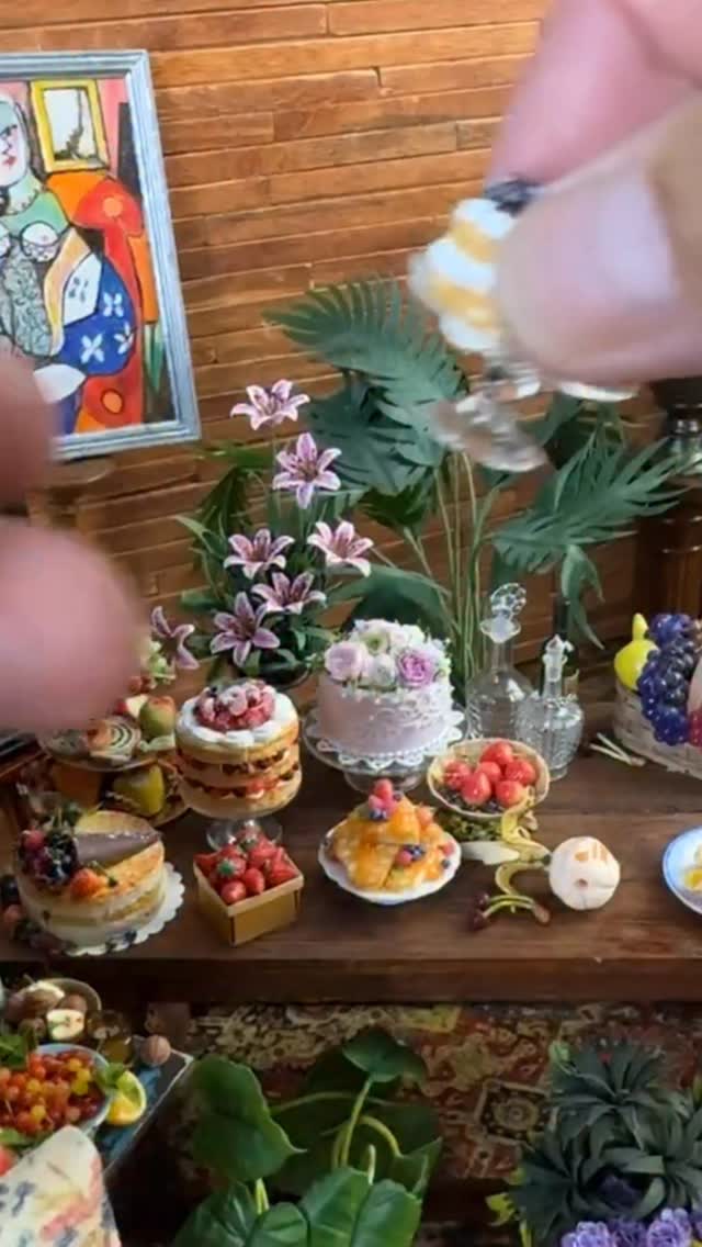 So I have a thing for tiered, layered colorful sugar, full cakes, and other sweet things and I’m proud to own pieces by some super accomplished makers like @gosiasuchodolska @minimaniabyania @rina_vellichor and many others. These just make me #swoon #cake #Dollhouse #Miniature