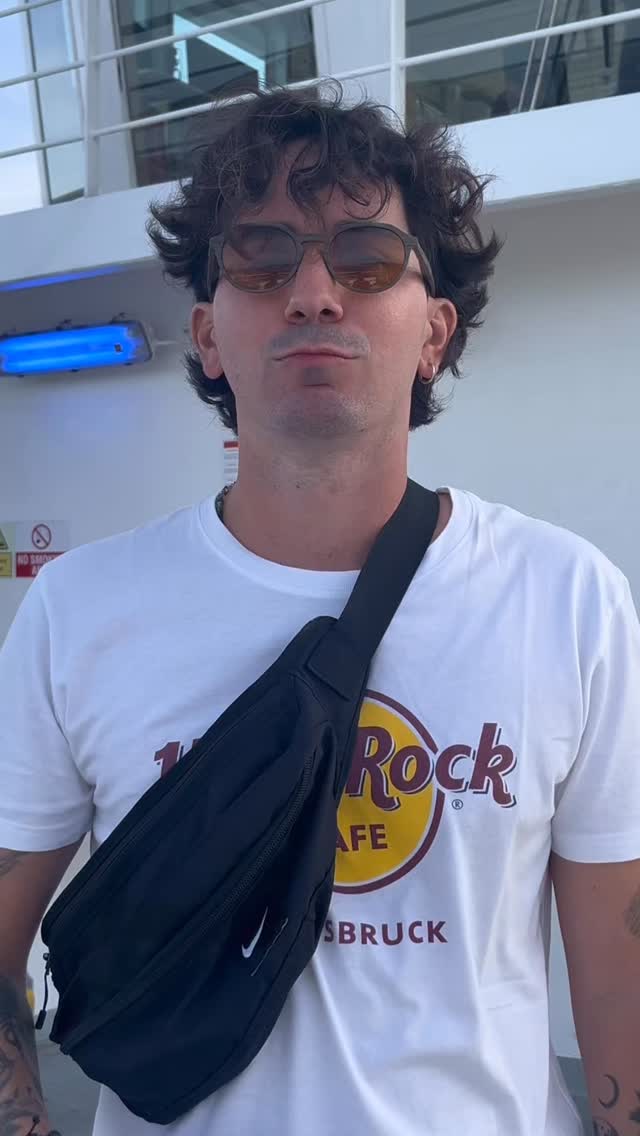 danke für dich @paulsola91 ❤️ the award goes to you 🏆🥰
#bestpersonoftheyear #love