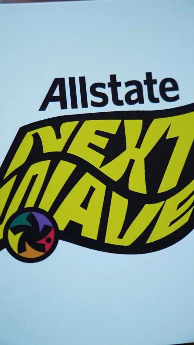 Yesterday was about building and teaching! Thank you to the incredible women at the @blackwplayercollective who came out to our showcase and spoke to our girls about what it’s like to be a professional athlete, what it means to build a support system around you, and even how to deal with your hair as a Black woman on game day.
These are moments and gems of advice that only they could give and so we are incredibly grateful for the support and involvement of each and every one of the BWPC members’ involvement.
This thing of ours 🖤🌟.
#AllstateNextWaveNationalShowcase #ElevateHer