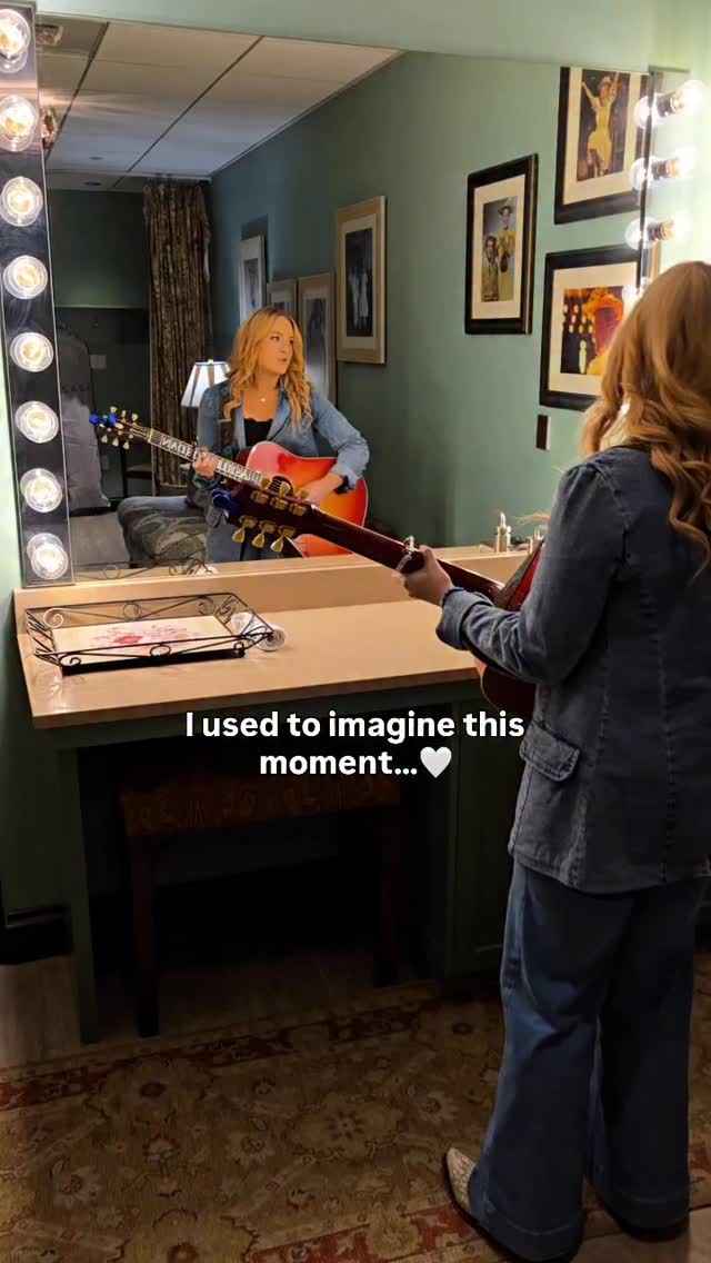 🥹dream come true…
@josiemusicawards x #grandoleopryhouse
#nashville 💜