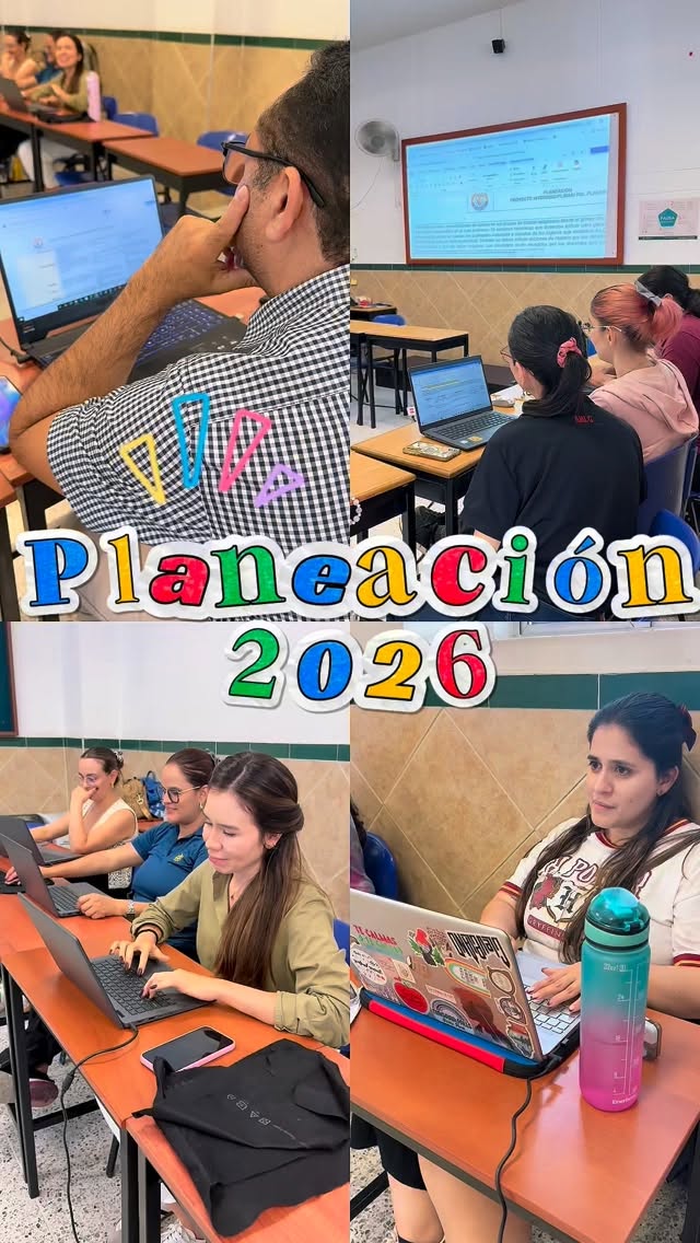 ✨👩🏫Nuestros profesores se encuentran planeando el 2026.
Cada idea y cada estrategia tiene un mismo objetivo: seguir formando líderes para el mundo y ciudadanos globales con sentido humano, excelencia y pasión. 🌍💛
➡️ Nos preparamos para recibir a nuestros estudiantes con amor y vivir un 2026 lleno de aprendizajes, crecimiento y metas! ✨