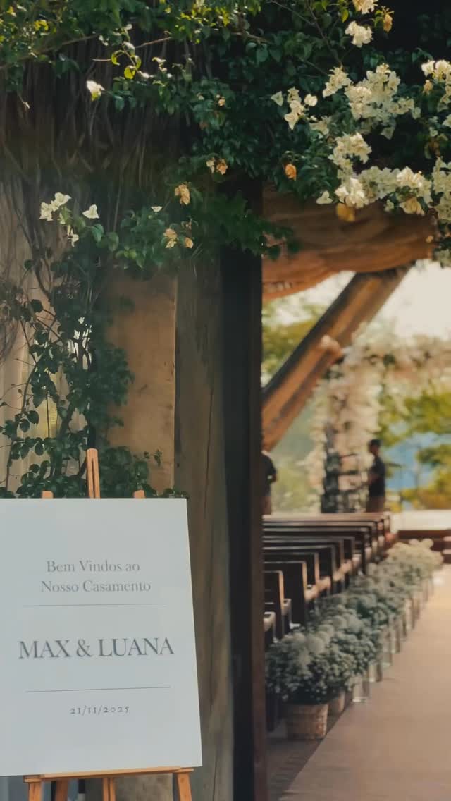 Olha o resultado da cerimônia da @luanajohnn & @maxdiasmendes
Com o cenário deslumbrante do @quintadacantareira
@nobreassessoriaeventos
@studiokarinna
@lordbareventos