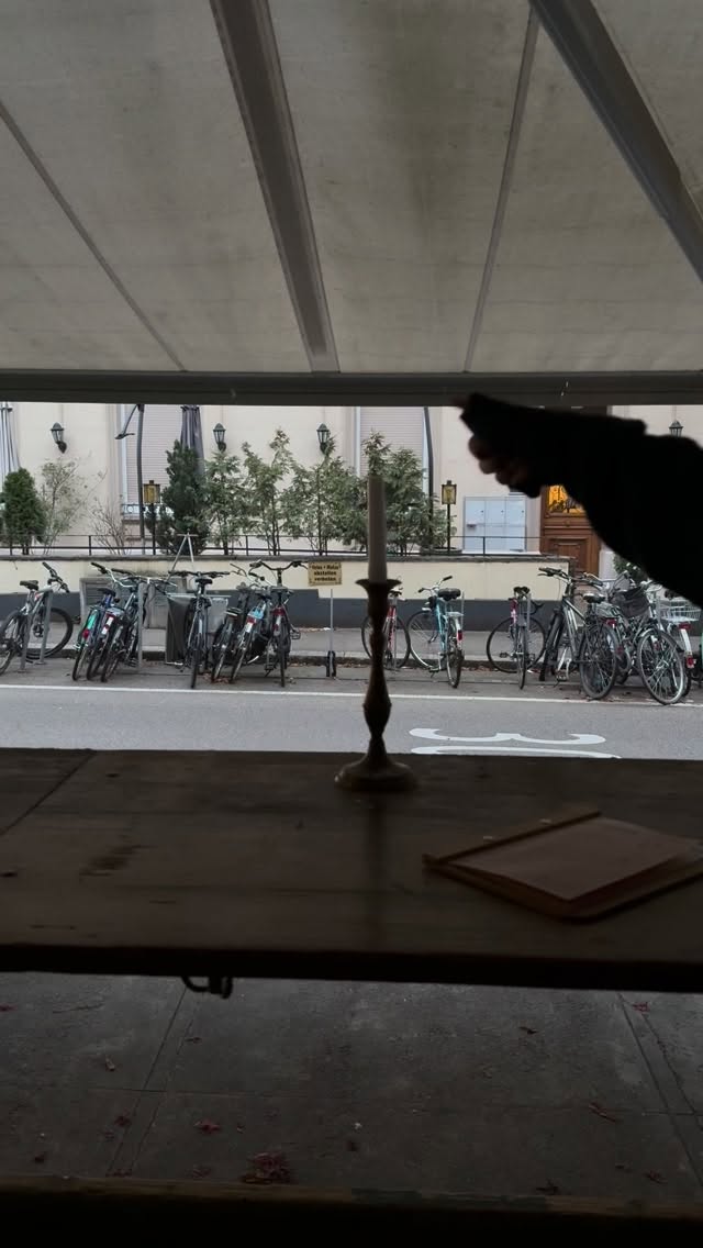 Von gemütlichen Morgenstunden bei Kerzenschein bis hin zu sonnigen Nachmittagen im frühling ✨#wintertime