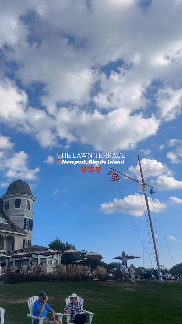 I visited Newport, Rhode Island for my sister’s bachelorette party, and the first stop for food was at The Lawn Terrace at Castle Inn. This was my first lobster roll experience and I LOVED it!! 🦞 The food and drinks were incredible and the views are unbeatable. 😌✨
#newport #rhodeisland #castleinn #seafood #lobsterroll